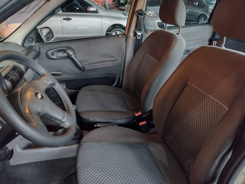 Imagem 6 de 7 de Chevrolet Classic 1.0 Mpfi Ls 8v Flex 4p Manual