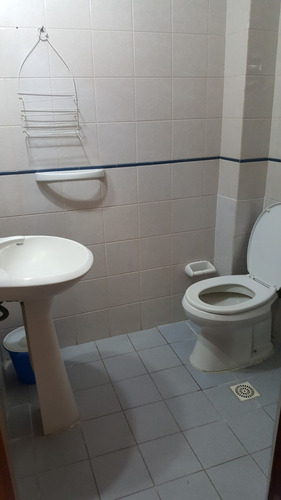 Imagen 8 de 15 de Depto De 3 Ambientes Con 2 Baño Y Cochera En Zona Centro A Metros Del Mar Y De La Plaza 1º Junta