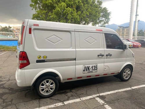 Imagen 11 de 25 de Dfsk K05s Luxury 2023