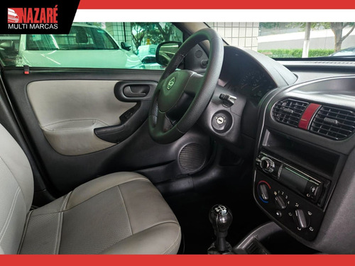 Chevrolet Corsa 1.0 MPFI MAXX SEDAN 8V FLEX 4P MANUAL