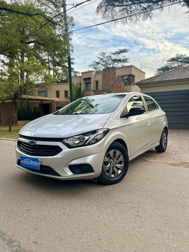 Chevrolet Onix Joy Black Mt
