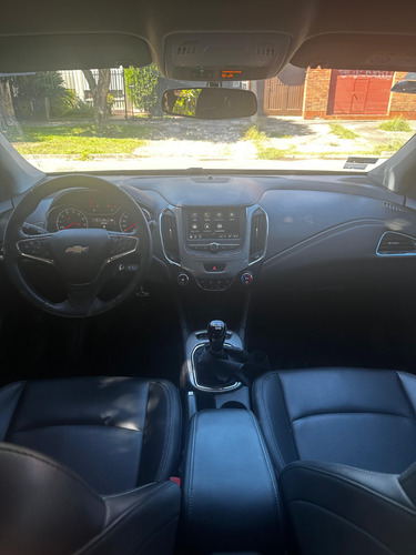Chevrolet Cruze 1.4T LT MT