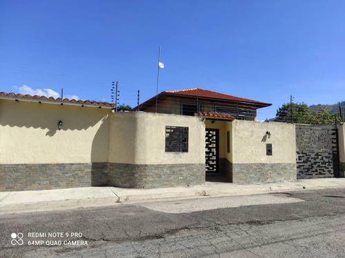 Se Vende Casa En El Sector El Polvero Villas Del Vall