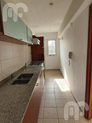 Imagen 3 de 27 de Venta Departamento - La Plata
