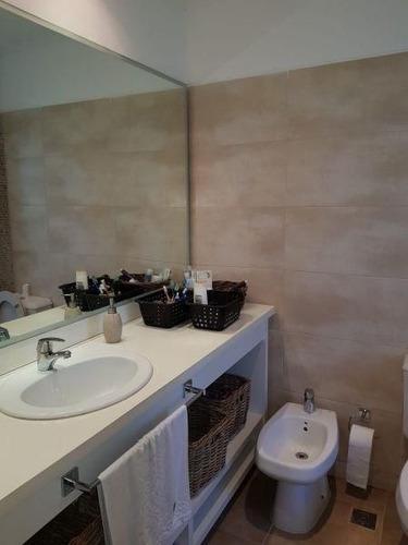 Casa En Venta De 2 Dormitorios En Pinares