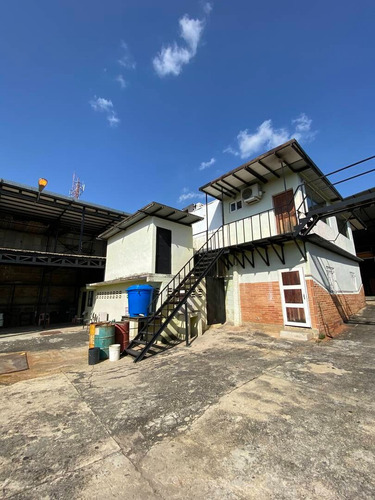 Annic Coronado Vende Galpon En Av Lisandro Alvarado Valencia Estado Carabobo 273399