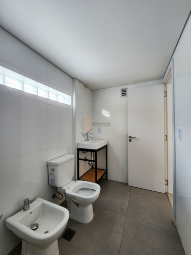Imagen 11 de 12 de Apartamento De 1 Dormitorio, A Estrenar, Tres Cruces, Garage