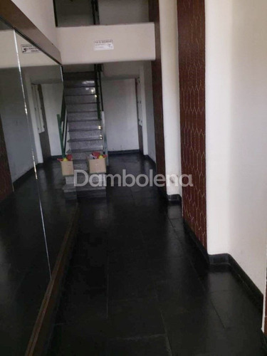 Imagen 2 de 17 de Departamento En Venta O Permuta Ubicado En Ciudadela, Tres De Febrero, G.b.a. Zona Oeste