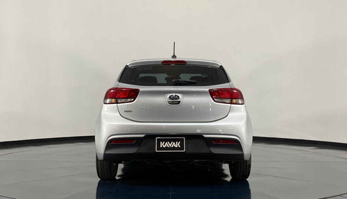 Imagen 5 de 15 de 114756 - Kia Kia Rio Sedan 2018 Con Garantía