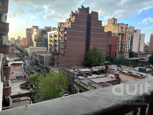 Departamento En Venta A Cuadras De Cañada! Cocina Separada Con Balcón!