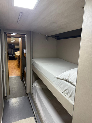 Alquiler De Motorhome Con Chofer Incluido
