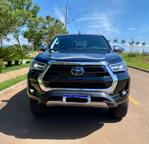 Toyota Hilux 2.8 Tdi Srx Cab. Dupla 4x4 Aut. 4p 204 hp