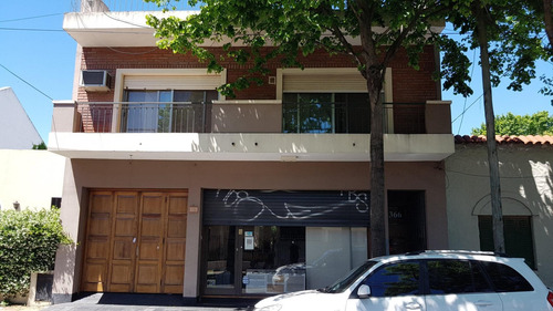 Imagen 2 de 23 de Casa + Local En Venta Con Jardín Y Garage, San Fernando