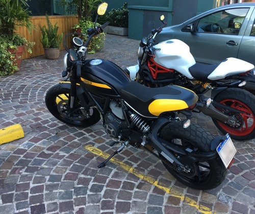 Ducati Scrambler 800 Full Throttle