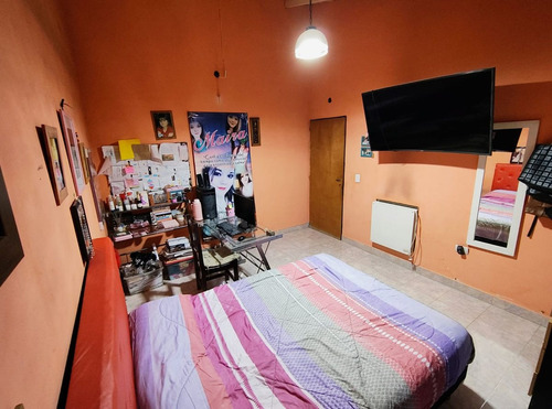 Venta Casa 5 Amb Tristán Suarez Parrilla/cochera.