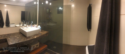 Apartamento En Venta 2 Dormitorios 2 Baños Con Patio Y Garaje - Vazquez Ledesma- Punta Carretas - Ref: 1973