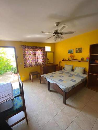 Conjunto Residencial Con Piscina La Mira, El Agua Ic-00387