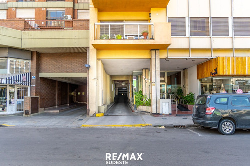 Venta Cocheras 3° Y 4° Piso Soler 100
