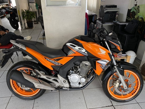 Imagem 1 de 6 de Honda Cb Twister Abs