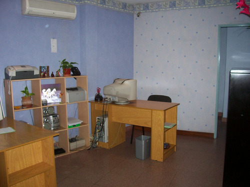 3 Deptos + Local + Casa En Espectacular Ubicacion!!!!