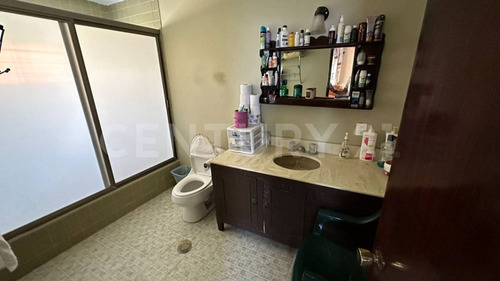 Casa En Venta, Jardines De La Calera, Tlajomulco De Zúñiga, Jalisco