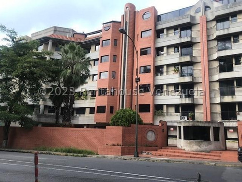 Apartamento En Venta En La Urb. Miranda Mls #24-2686