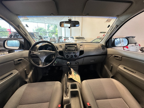 Toyota Hilux Pick-up 2.5 Dx Pack Cab Doble 4x2