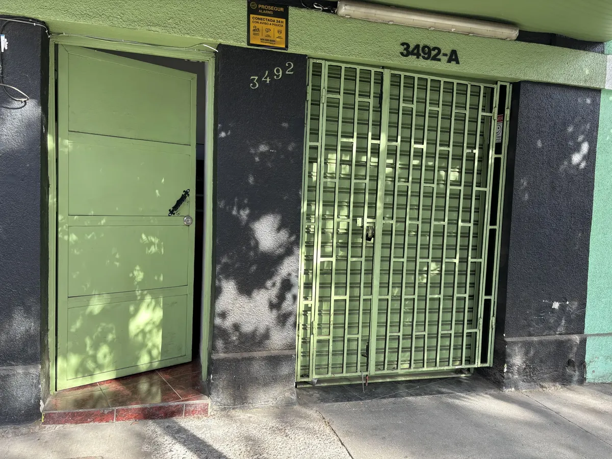 Imagen 2 de 11 de Vendo Propiedad Mixto En Estación Central: 2 Locales Comerc