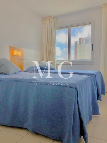 Imagen 8 de 16 de Roosevelt Apartamento 3 Dormitorios Piso Alto Con Vista Al Mar- Ref: 139