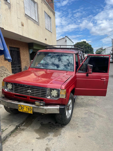 Mitsubishi Montero 3.0 L146 Wagon