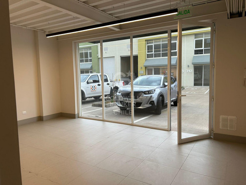 Bodega Con Oficinas Entrega Inmediata