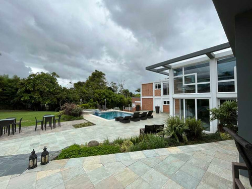 Imagen 18 de 30 de En Venta O Alquiler Casa 1000m2 11h/10b/11p La Lagunita