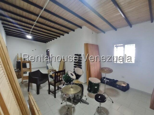 Gbf 25-11260 El Limón Vendo Amplio Galpón Momento De Invertir Contácteme Ya.