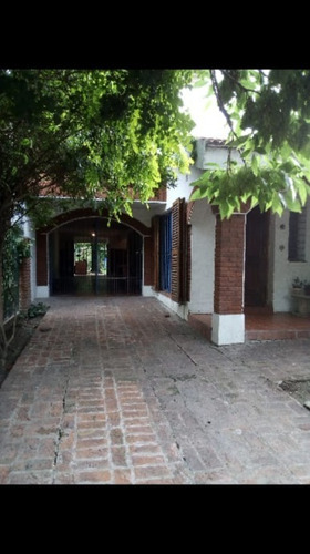 Imagen 7 de 14 de Chalet En Venta En Ituzaingo Norte