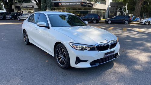 BMW Serie 3 3.0 330i Sedan Sport Line 252cv