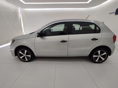 Imagem 3 de 12 de Volkswagen Gol 1.0 12v (flex)