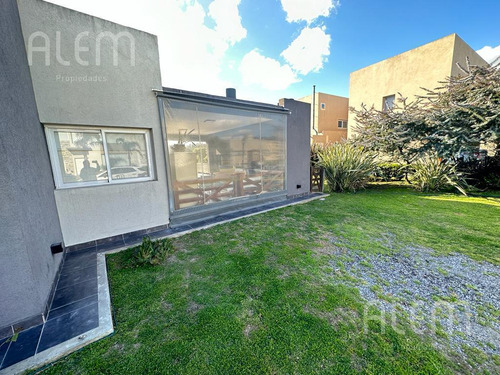 Casa En Venta En Barrio Privado Don Joaquin Canning