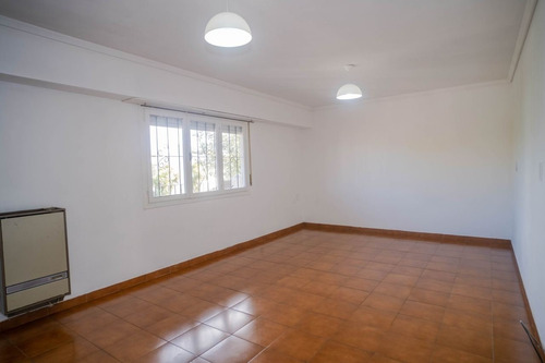 Imagen 2 de 25 de Ph 3 Ambientes Con Terraza
