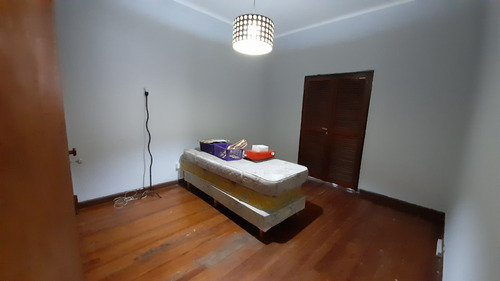 Alquiler Casa En Malaver Zona Residencial Con Entrada De Auto.
