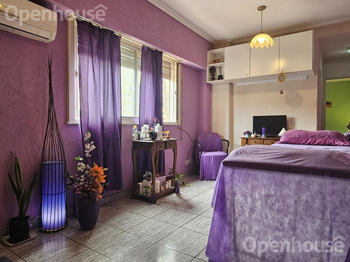 Departamento En Venta Dos Ambientes Con Cochera Cubierta/ Parque Patricios