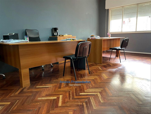 Venta Oficinas En Ciudad Vieja