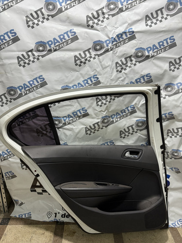 Puerta Trasera Izquierda Peugeot 408 Trasera Izquierda (Usado)