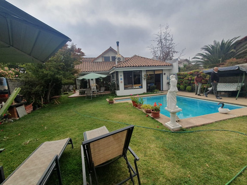 Hermosa Casa En Venta Ubicada Villa María Lucía, Machalí
