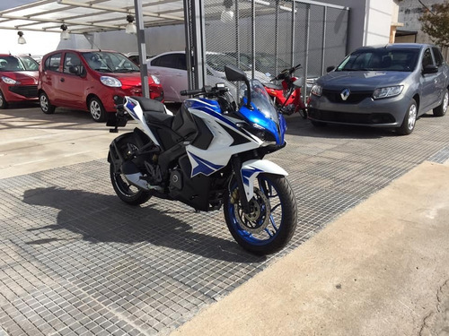 Bajaj Pulsar Rs200