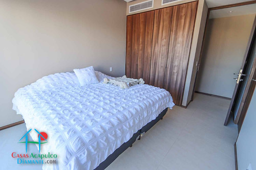 Cad La Isla Fiji Wx 4. De Playa, Terraza Con Vista A Las Albercas. Incluye Servicio De Limpieza