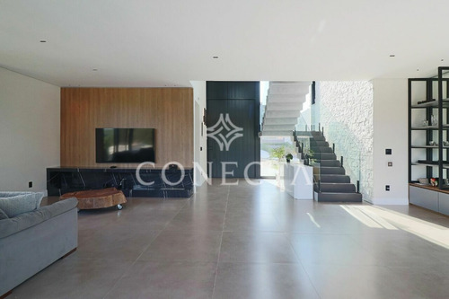 Imagem 18 de 30 de Tamboré 11 - 388m²; 4 Suítes; Living De 3 Ambientes; Cozinha Integrada; Ótima Localização; Vista Permanente - Cncd337
