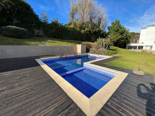Imagen 4 de 18 de Apartamento De 2 Dormitorios En Playa Brava