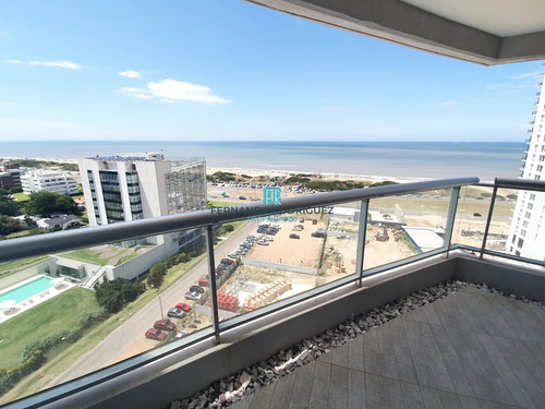 Edificio De Lujo Con La Mejor Vista!