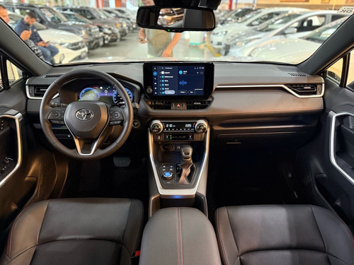 Toyota RAV4 XSE PLUG-IN HYBRID