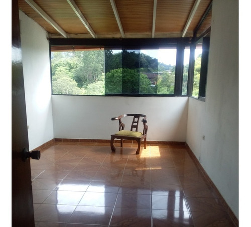 Imagen 1 de 7 de La Union Se Alquila Agradable Anexo